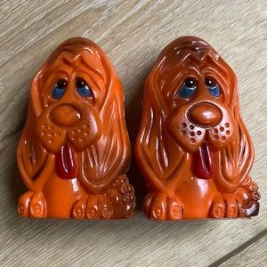 Vintage Salt and pepper shakers ￼Blood Hound Dog Droopy Faced Hong Kong